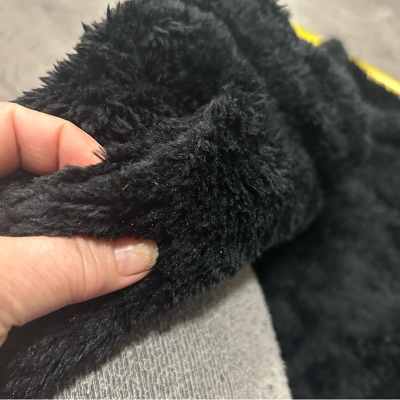 3 for $20 Fuzzy black teddy joggers/sweats - size XL - Picture 5 of 8